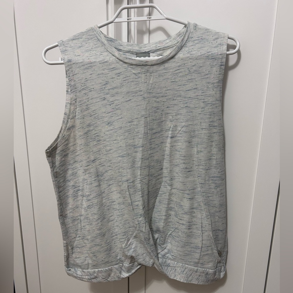 Tank top- Bench